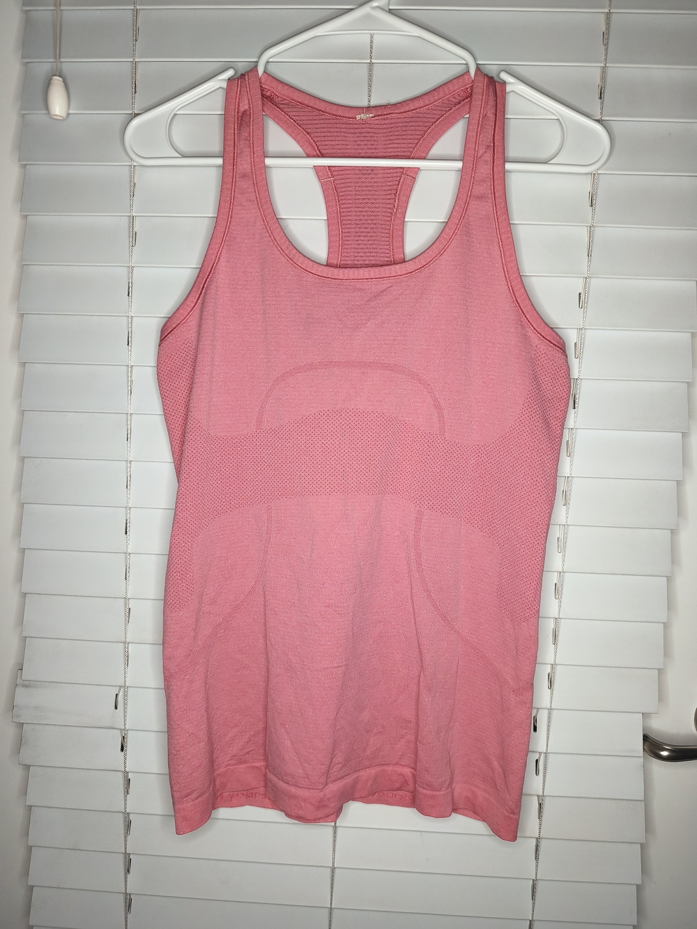 Lululemon Women's Top Size 8 Pink Swiftly Tech Tank Sleeveless Workout Yoga Gym